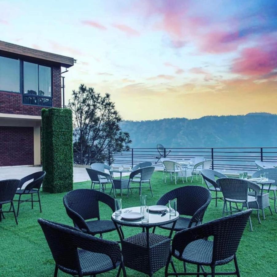 Hills Accomodation Kasauli Exterior photo