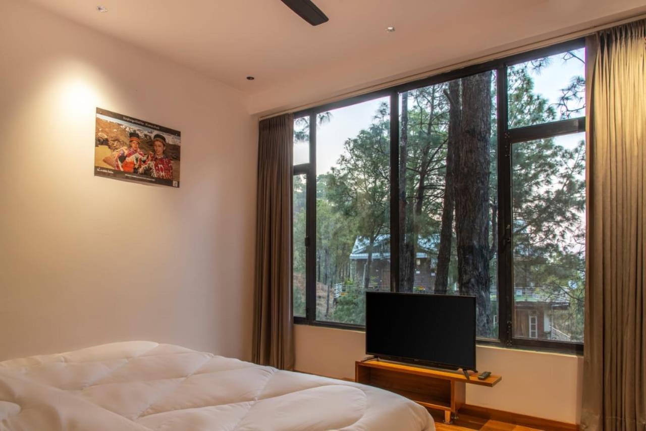 Hills Accomodation Kasauli Exterior photo