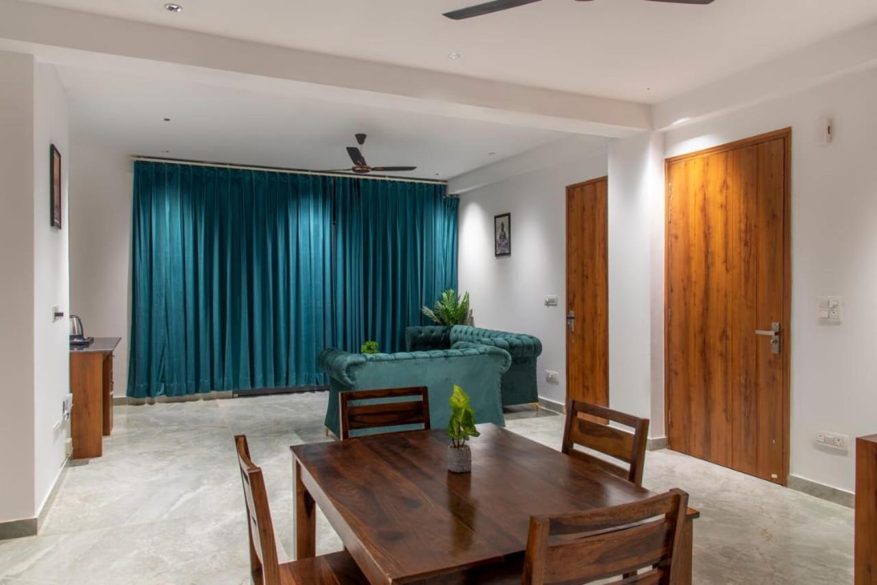 Hills Accomodation Kasauli Exterior photo